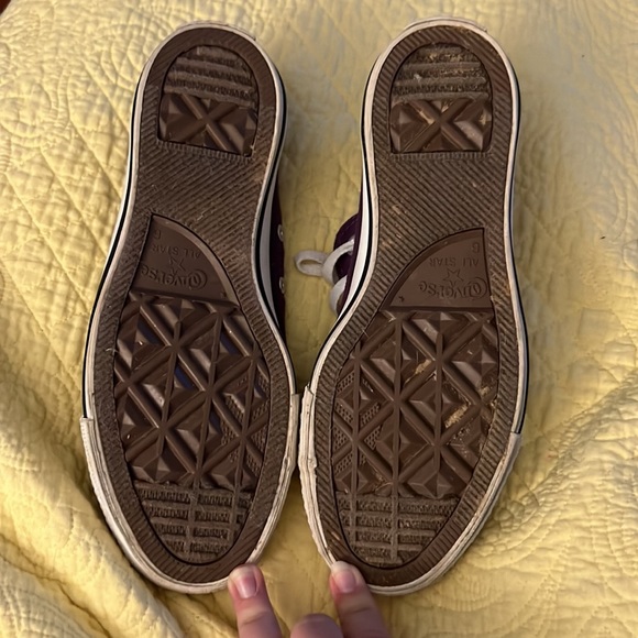 Purple converse Chuck Taylor’s size 8 - Picture 2 of 6